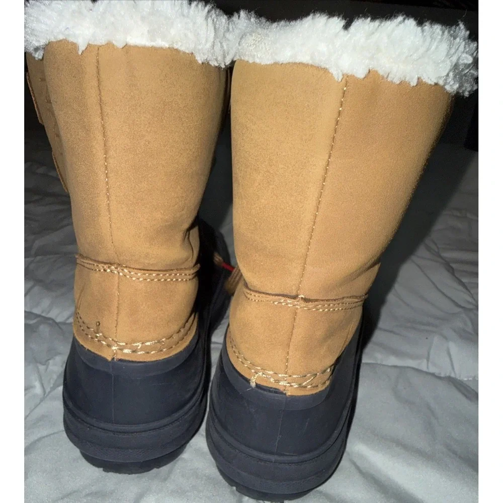 NAUTICA KIDS TAN AYCE WINTER BOOTS WITH FAUX FUR TRIM Youth  SIZE 2